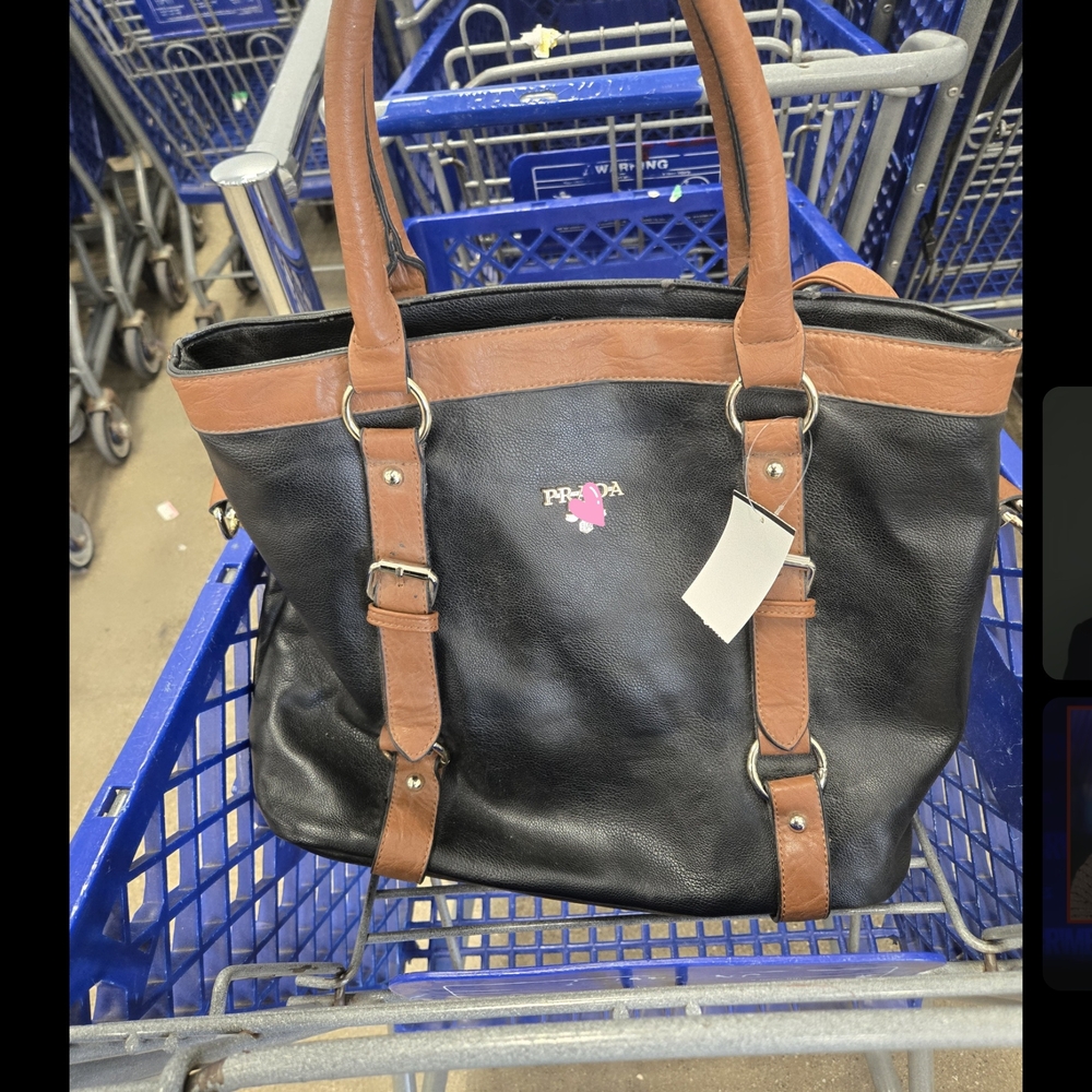 Black Fashion and Brown Leather Tote